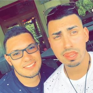 Meet your Posher, Robert